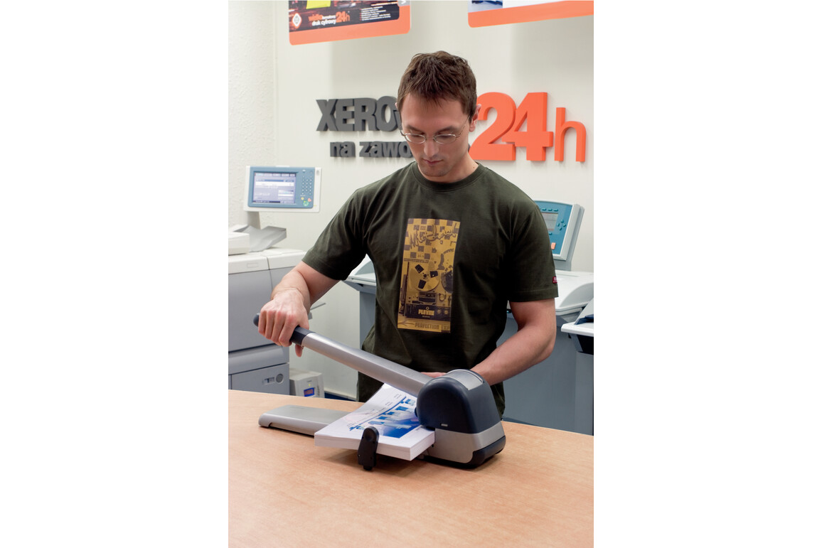 Kraftlocher Super Leitz 5182 silber, Art.-Nr. 5182-00-SI - Paterno Shop