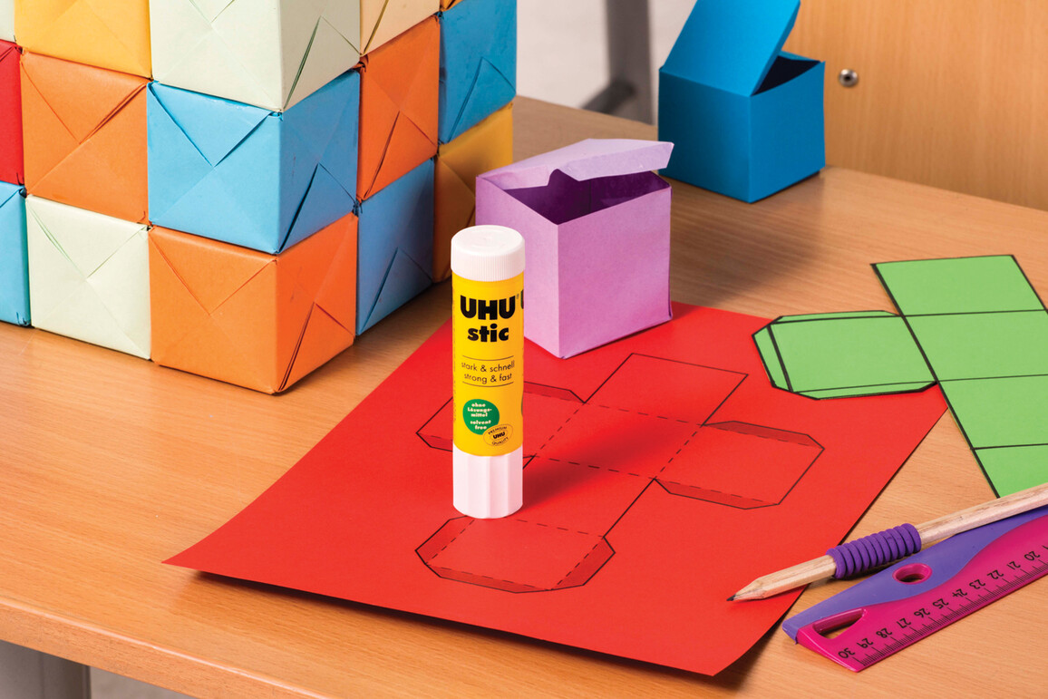 Klebestift Uhu Stic 21 gr., Art.-Nr. 9002 - Paterno Shop Klebestift Uhu Stic 21 gr., Art.-Nr. 9002 - Paterno Shop