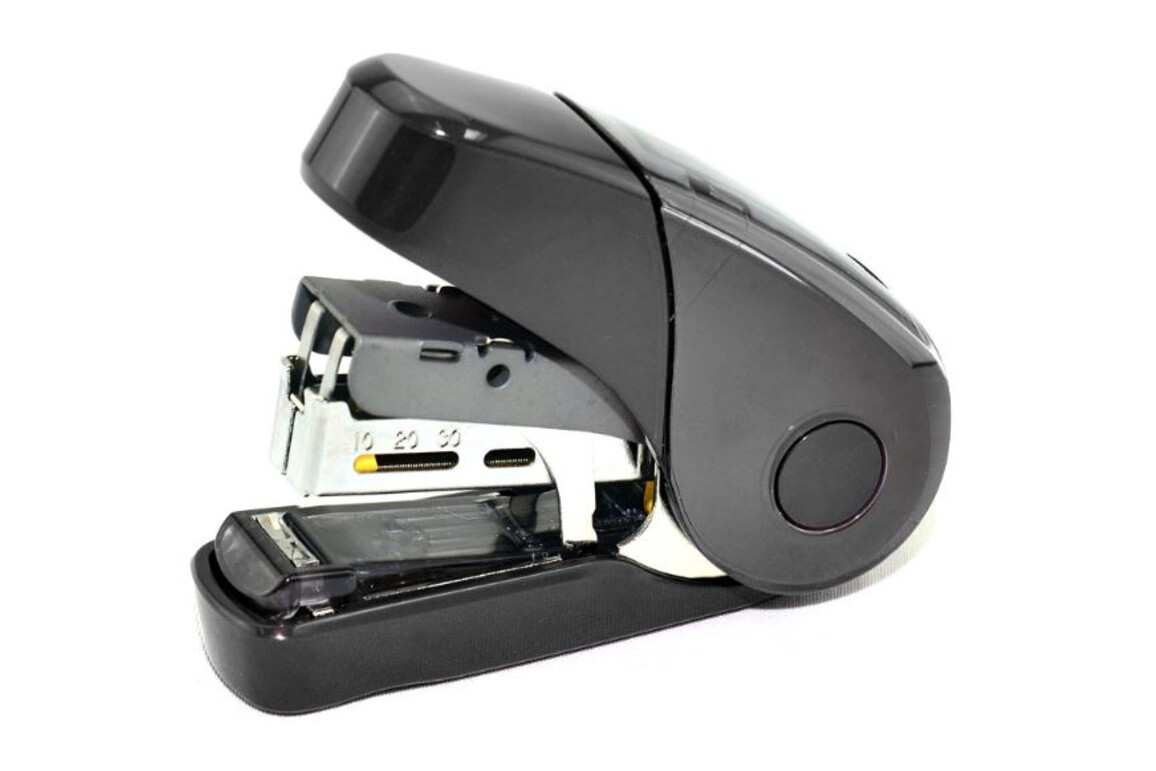 Heftgerät  Max HD 10 Flat-Clinch schwarz, Art.-Nr. HD-10FL3-SW - Paterno Shop